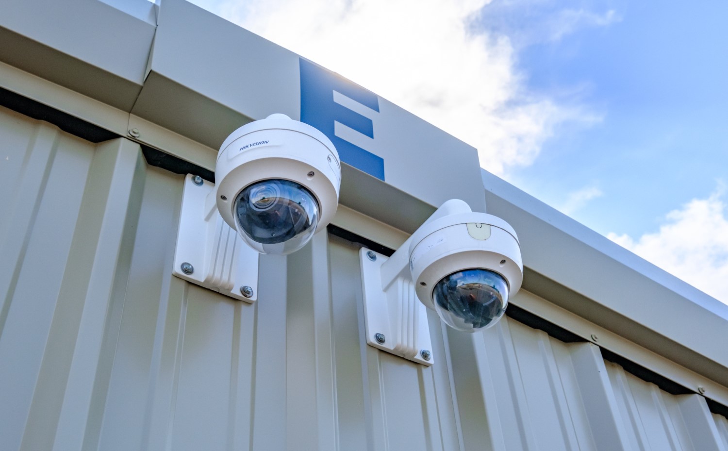 Security cameras Lebanon Oregon Storage Units & Facilities